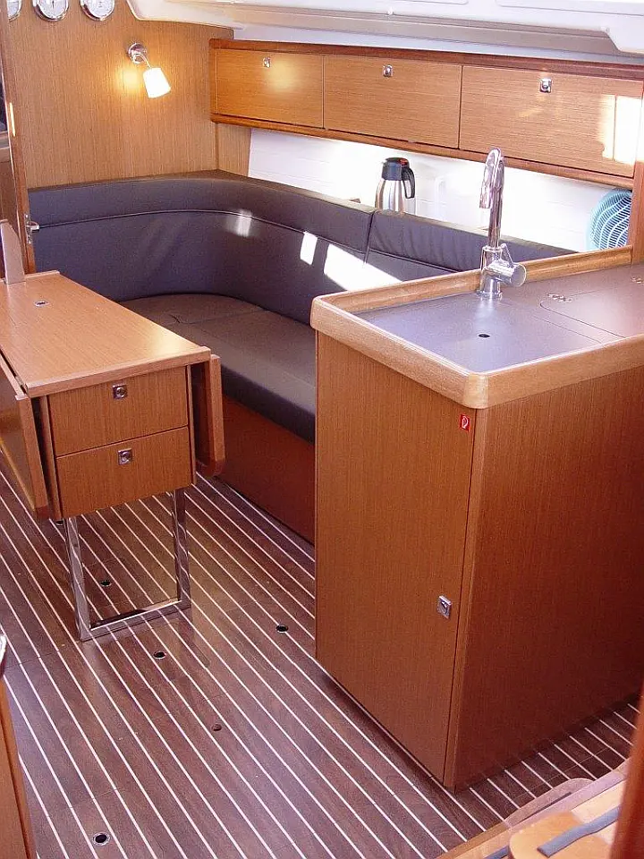 Bavaria Cruiser 34 - 