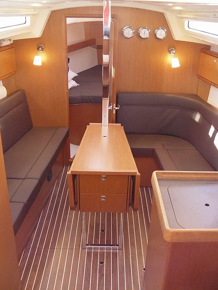 Bavaria Cruiser 34 - 