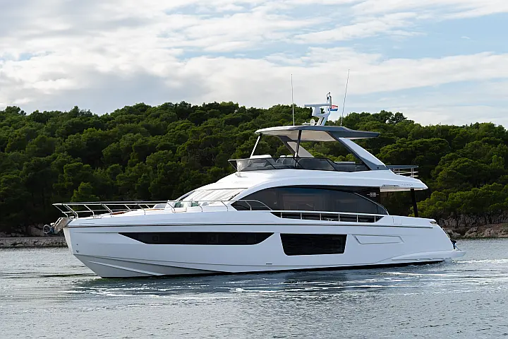 Azimut 68 Fly - 