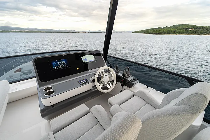 Azimut 68 Fly - 