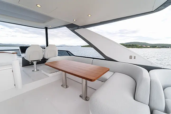 Azimut 68 Fly - 