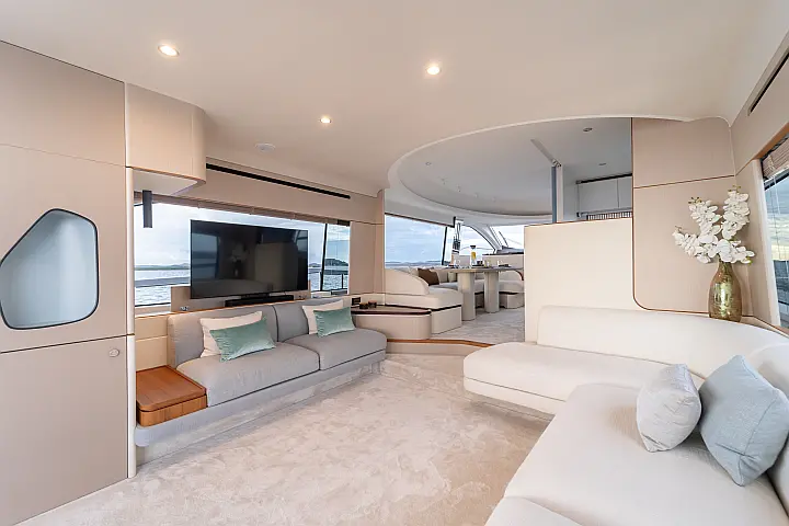 Azimut 68 Fly - 