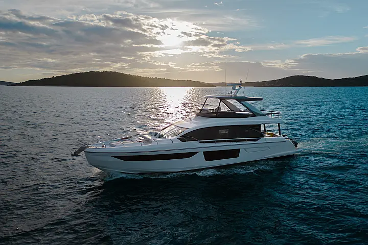 Azimut 68 Fly - 