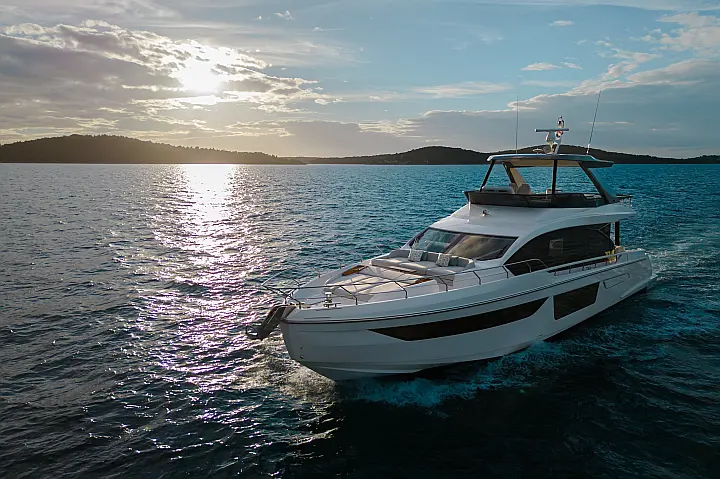 Azimut 68 Fly - 