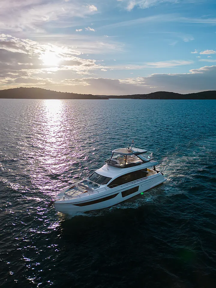 Azimut 68 Fly - 