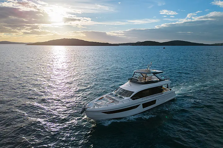 Azimut 68 Fly - 