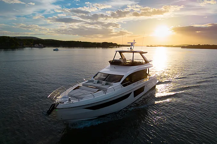 Azimut 68 Fly - 