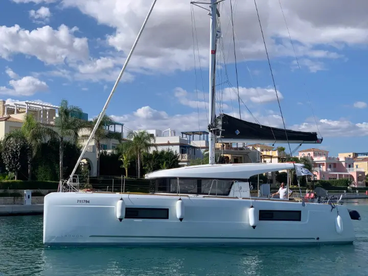 Lagoon 40-4 - 