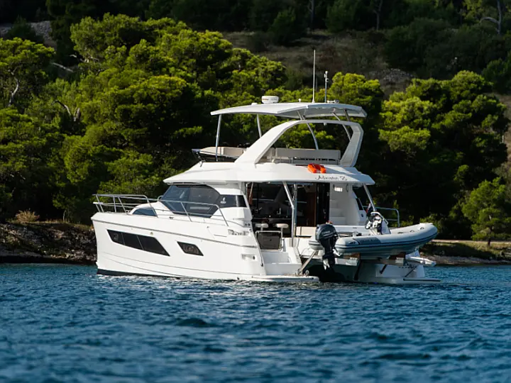 Aquila 44 Power catamaran - 