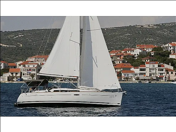 Oceanis 34