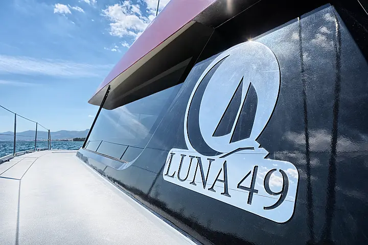 Luna 49 - 