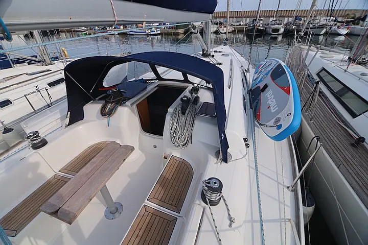 Dufour 44 Performance - 