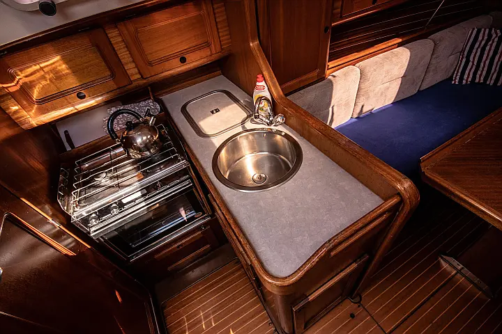 Bavaria 320 - 