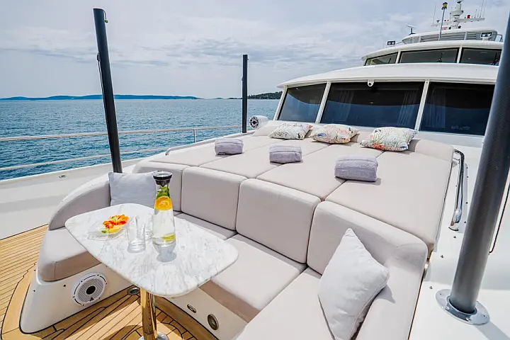 Luxury Motor Yacht - 