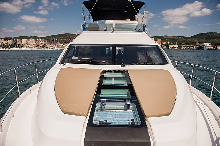 Fairline Squadron 42 - 