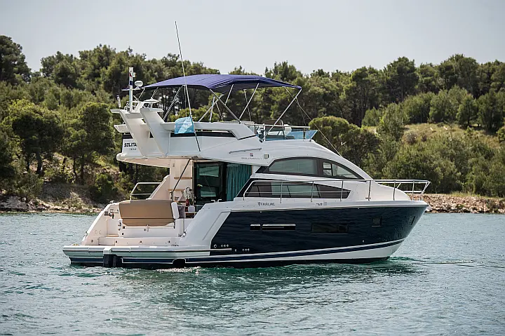 Fairline Squadron 42 - 