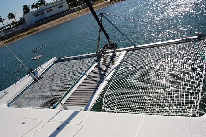 Voyage 440 (2003) - 